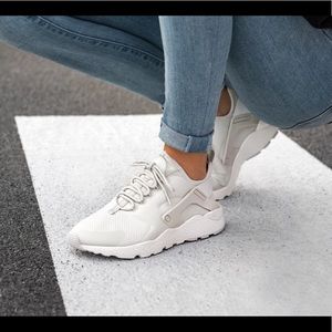 Nike Air Huarache Run Ultra shoes